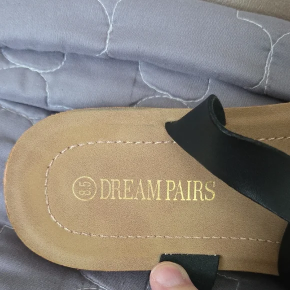 Dream Pairs Black Strappy Ankle-Tie Flat Sandals - Picture 4 of 4